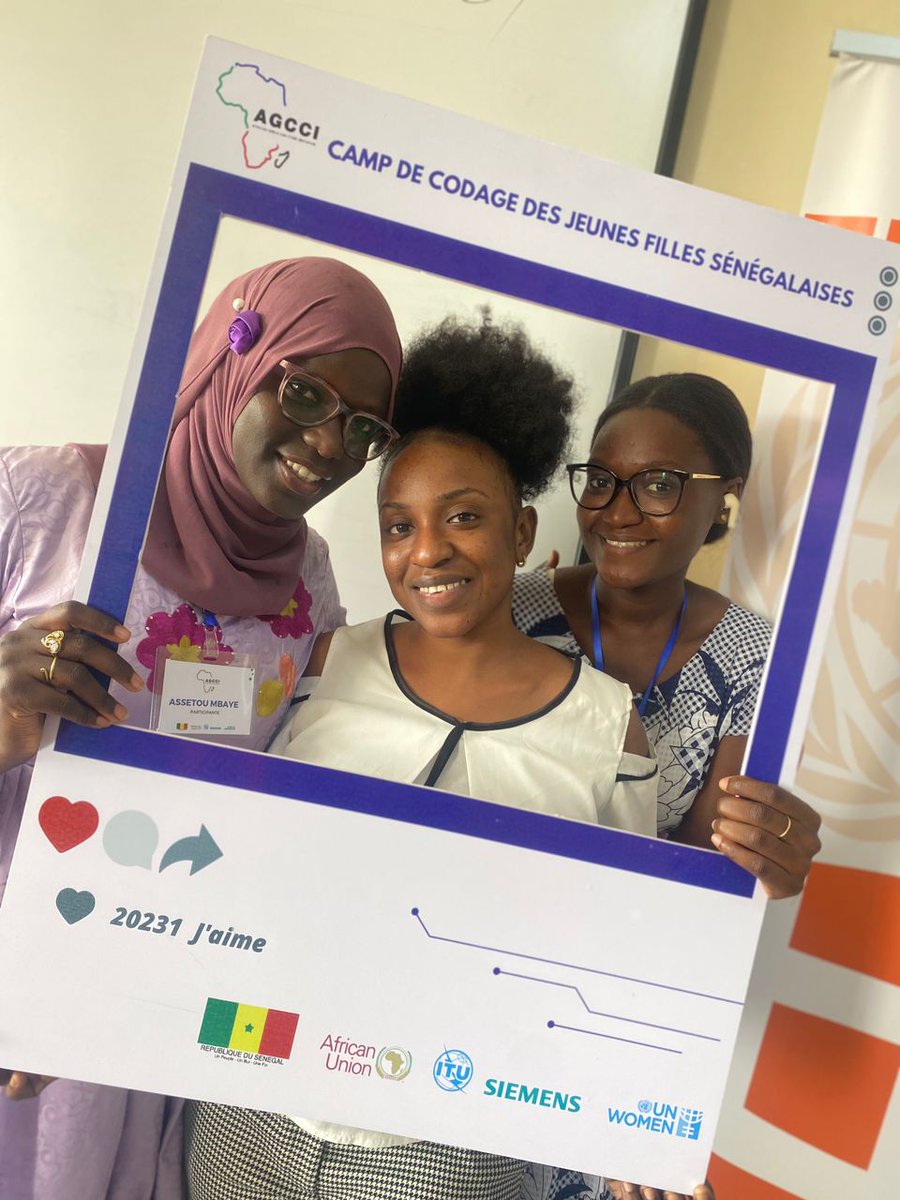 AGCCIAfrica_1's tweet image. Excitement in the air at our camp in #Senegal as we kick off the second week!👩🏽‍💻 The smile on our campers&apos; faces are contagious as they look forward to learning new skills and conquering new challenges. Here&apos;s to another week of growth, empowerment, &amp;amp; fun! #Sheleads #GirlsCanCode