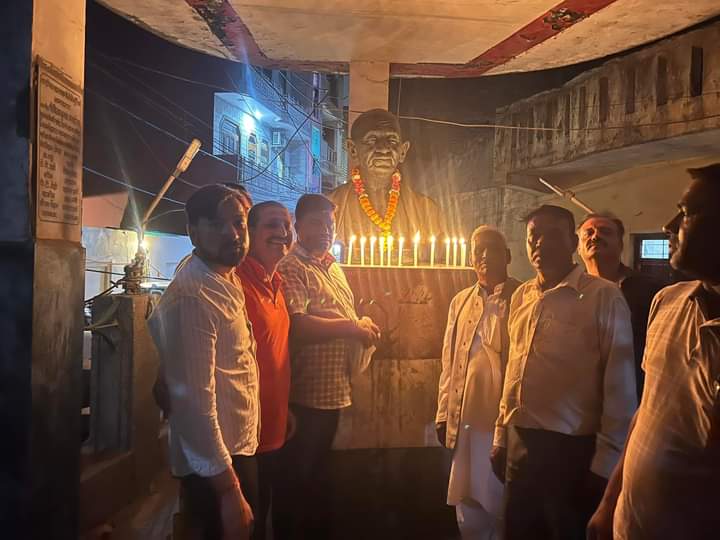 Pankajprahlads2's tweet photo. शास्त्री नगर वार्ड 70 के निवासियों की समस्याओं के समाधान हेतु मुहिम की शुरुआत की गई है जिसमें एक फॉर्म बनाया गया है जिसको शास्त्री नगर वार्ड के निवासियों से भरवाने के बाद आगे की रणनीति तैयार की जायेगी कि उन समस्याओं का समाधान कैसे किया जाये।
नोट : फॉर्म साथ में अटैच किया हुआ है https://t.co/ptUKGe8Hla