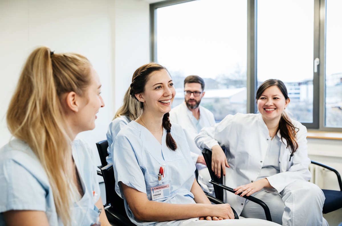 Viikolla 19 OLLAPPA-hanke rohkaisee teitä ottamaan esille työarjessa huolestuttavat asiat. Työyhteisö tukee ja kannattelee haastavissakin tilanteissa, ja keskustelu auttaa luomaan yhteiset toimintatavat.

ttl.fi/ollappa
<a href="/tyoterveys/">Työterveyslaitos</a> <a href="/Pohde_fi/">Pohjois-Pohjanmaan hyvinvointialue</a> #OLLAPPA #sote #palautuminen