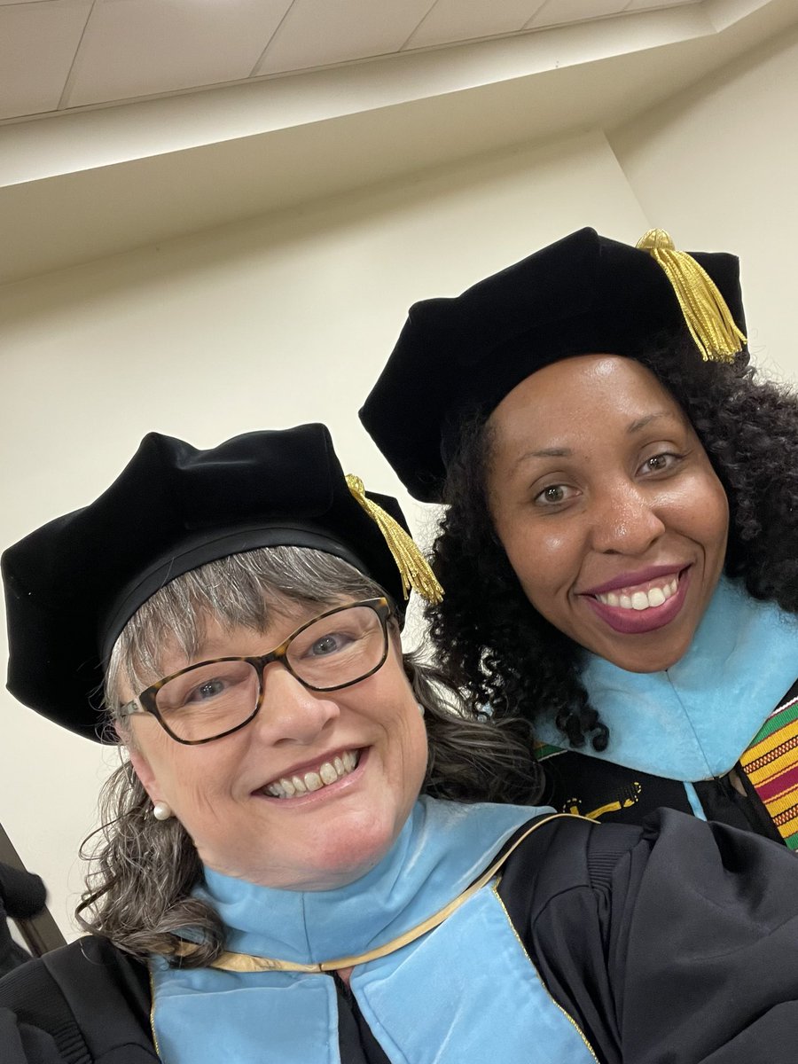 ❤️💛💚. Inspiring way to finish the weekend- the Pan African Graduation Celebration. Incredibly excited celebrate the untraditional and highly educated  Dr.  Dailey… she is doing herself, her community, <a href="/SacStateCCE/">Sacramento State CCE</a> and @ProjectAttain VERY PROUD!  #stingersup #adultlearners