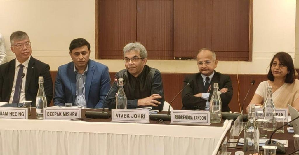 Shri Vivek Johri, Chairman CBIC &amp; Special Secretary Govt of India delivering the Keynote Address at the Inaugural Session.