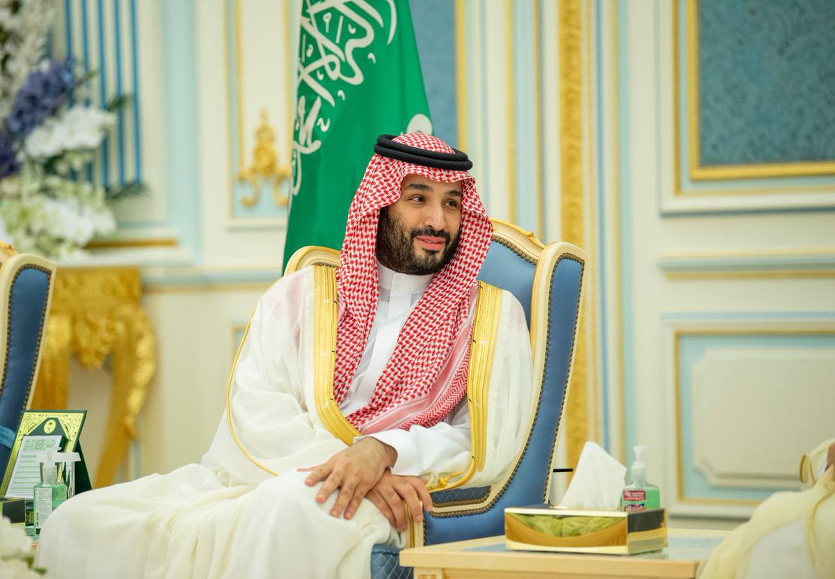 Adhwan's tweet photo. صباح الخير والسعادة والمحبة والسلام…دائما وأبدا

الزعامة السعودية والتأثير عربيا وعالميا تفرضه عوامل القوة والأهمية والمكانة والموقع والتاريخ السياسي ومعرفة مفتاح التوازن والقوة.
من رئاسة لبنان للوساطة في السودان وعودة سوريا للجامعة العربية وسوق النفط العالمي وغيرها للرياض الكلمة الفصل.

النزول لمقارنات من هي عاصمة القرار إهانة لبلدك. وللحديث بقية.