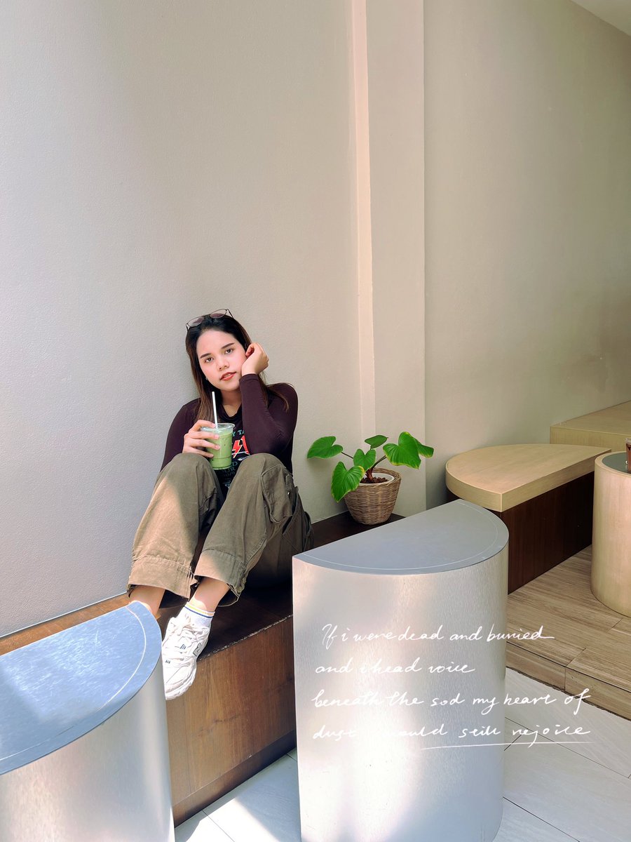 bellwani's tweet photo. คำพูดต้องอ่อนโยน แต่หัวใจต้องหนักแน่น https://t.co/RfxJ00d8b3