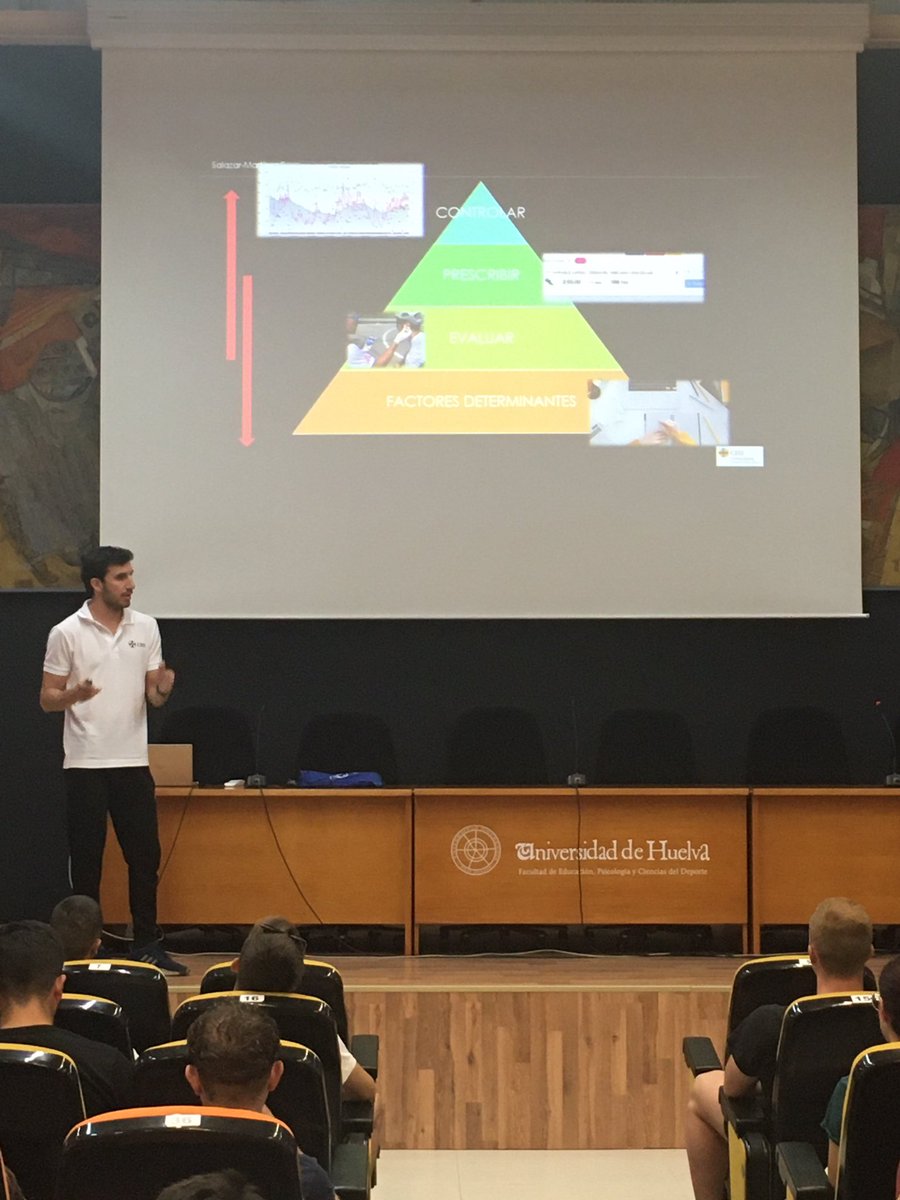 La semana pasada pudimos disfrutar en la <a href="/educacionUHU/">FacultadEduPsiDepUHU</a> del Seminario: Programación del entrenamiento de resistencia y sus adaptaciones, de <a href="/EduSM89/">Eduardo Salazar</a>. Muchas gracias por compartir la evidencia científica y tu experiencia con nuestro alumnado 💪🏽