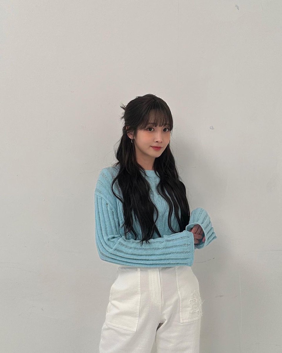 daily_yoojiae's tweet photo. 〖📸〗230508 | #JYAESTAGRAM Update 

“🎞️➕➕➕➕➕”

🔗 https://t.co/vJcy1jcFxO

#유지애 #지애 #YooJiae 
#Lovelyz #러블리즈 #Jiae https://t.co/HY7qcE5rUi