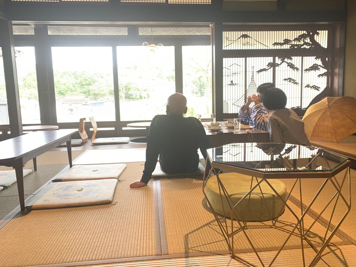 junchankia's tweet photo. 先週オープンした妻のお店
𝗠𝗔𝗧𝗦𝗨𝗥𝗜 喫茶＆雑貨、たくさんのお客様に来てもらえました！
若女将も大活躍で今後が楽しみです^_^
　基本木金土がフル営業、それ以外は店主が居たらドリンクメニューは出すそうです。
詳しくはインスタで情報発信しますのでご確認ください！
https://t.co/JI002n1ph3 https://t.co/U3fhECx9Mq