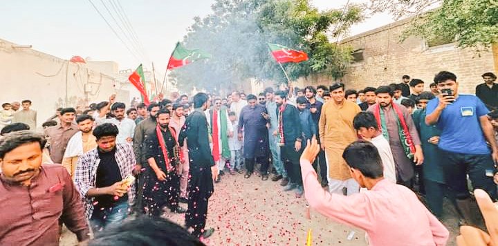 PTI Politics. tweet media