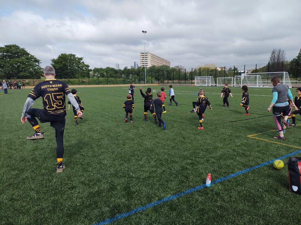 SouthwarkTigers's tweet photo. We just can't get enough 🌈

Another incredible season is over! 🏟️

Thank you for supporting our Community Club 🙏

Thank you for believing in our values 🤝

Thank you for wearing the black and yellow 🟡⚫ with pride 🔥

You Are Southwark Tigers 🏉

#sportdevelopment #londonrugby https://t.co/ELA3h9plEl