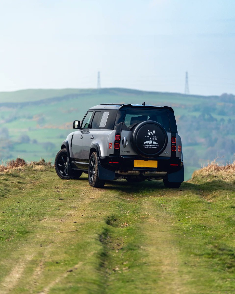 Is it safe to say, the L663 All-New Defender is a hit?
📷 <a href="/landroverpa/">landroverphotoalbum</a>
🚙 <a href="/WMS_Classics/">Williams Classics</a>
#LandRover #L663 #landroverdefender #landroverphotoalbum #inkyenston #landroverevolved #Snowdonia #WilliamsClassics