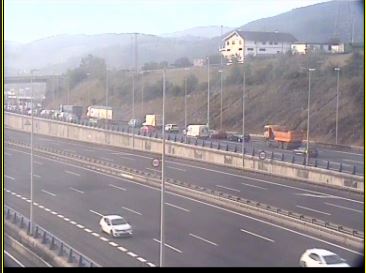 🚗🚗 Bi ibilgailuren arteko #Istripua #A8 Km 124 #Barakaldo-n Irungo norantzan.…