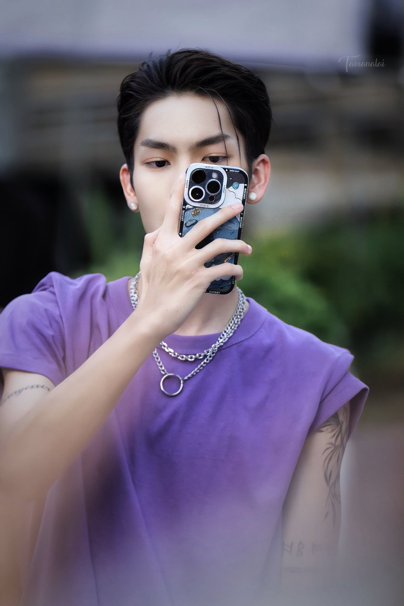 BeeBee_tsnl's tweet photo. 📸 230507  @taratws 

                            - ถ่ายมา ถ่ายกลับ 💜

#Taratiwat #Tarayessir 
#FIRSTERxTARATIWAT https://t.co/X8Ucbe4Ydz