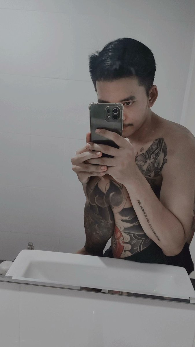 Pronarit1's tweet photo. เบื่ออ่ะ ไปดื้อไหนได้บ้างนะ
#บ้านบึง #ชลบุรี #บางแสนfwb #ศรีราชา #ผู้ชายสักลาย #หาค่าขนม #ชายแท้นะครับ https://t.co/g1QGCWsOsI