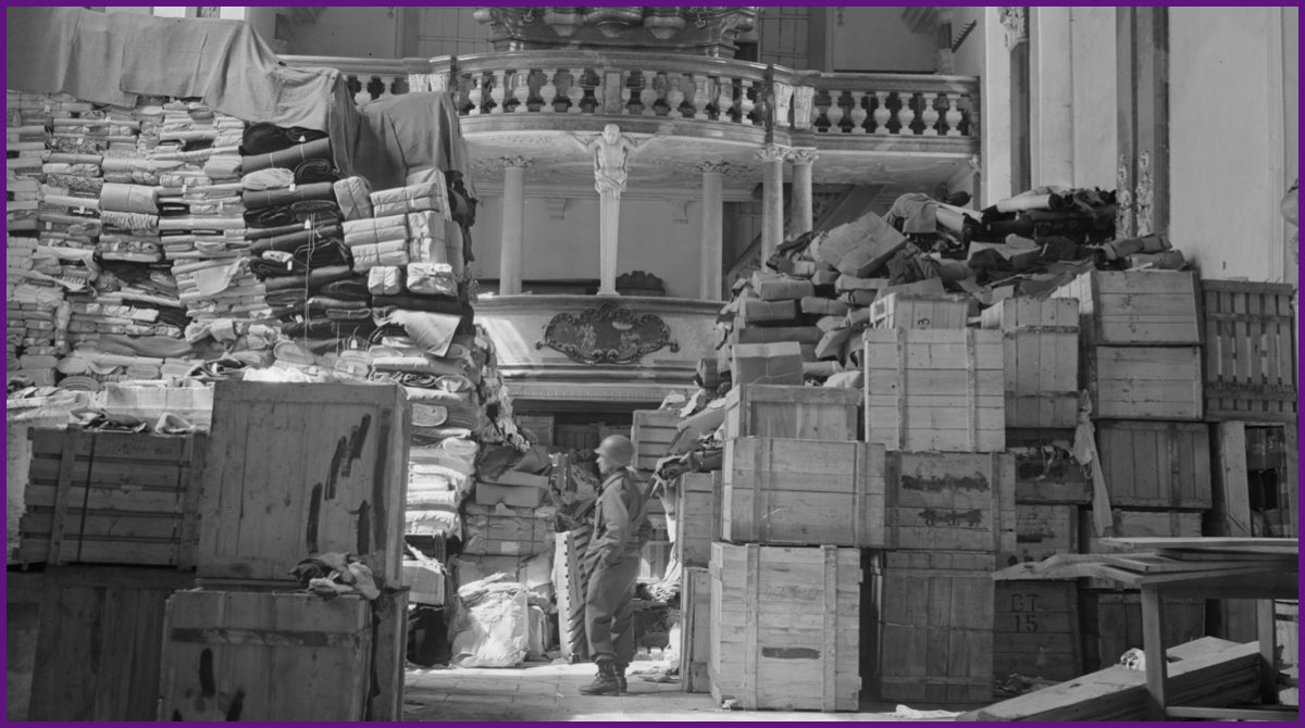 #TagDerBefreiung 
Flugblätter, Fotografien, Archivalien - eine Sammlung zeithistorischer Dokumente aus unserem Portal, die wir anlässlich des 70. Jahrestags der Befreiung erstellt hatten:
deutsche-digitale-bibliothek.de/content/blog/7…
1/2