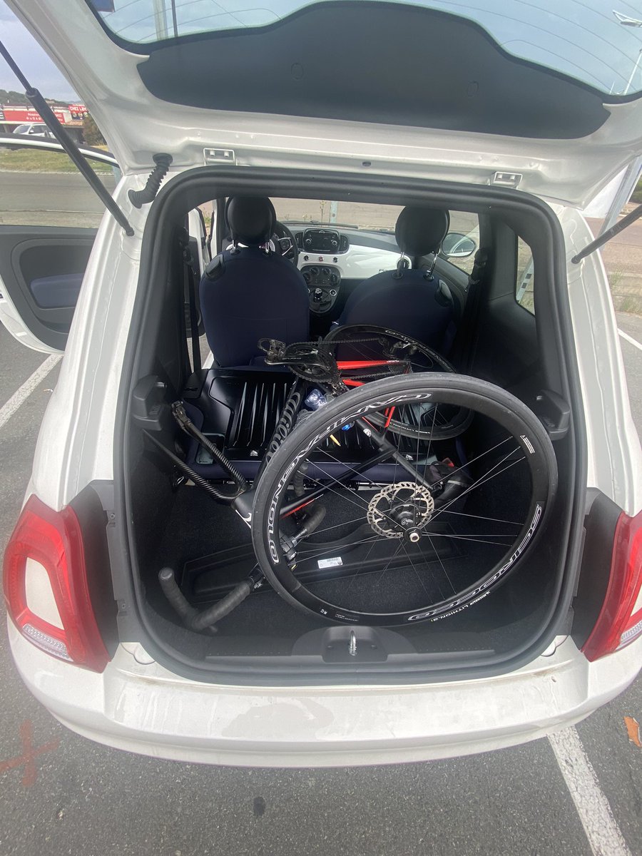 CDefimmo's tweet image. Quand je vous dis qu’ il y a de la place même dans nos voitures compactes