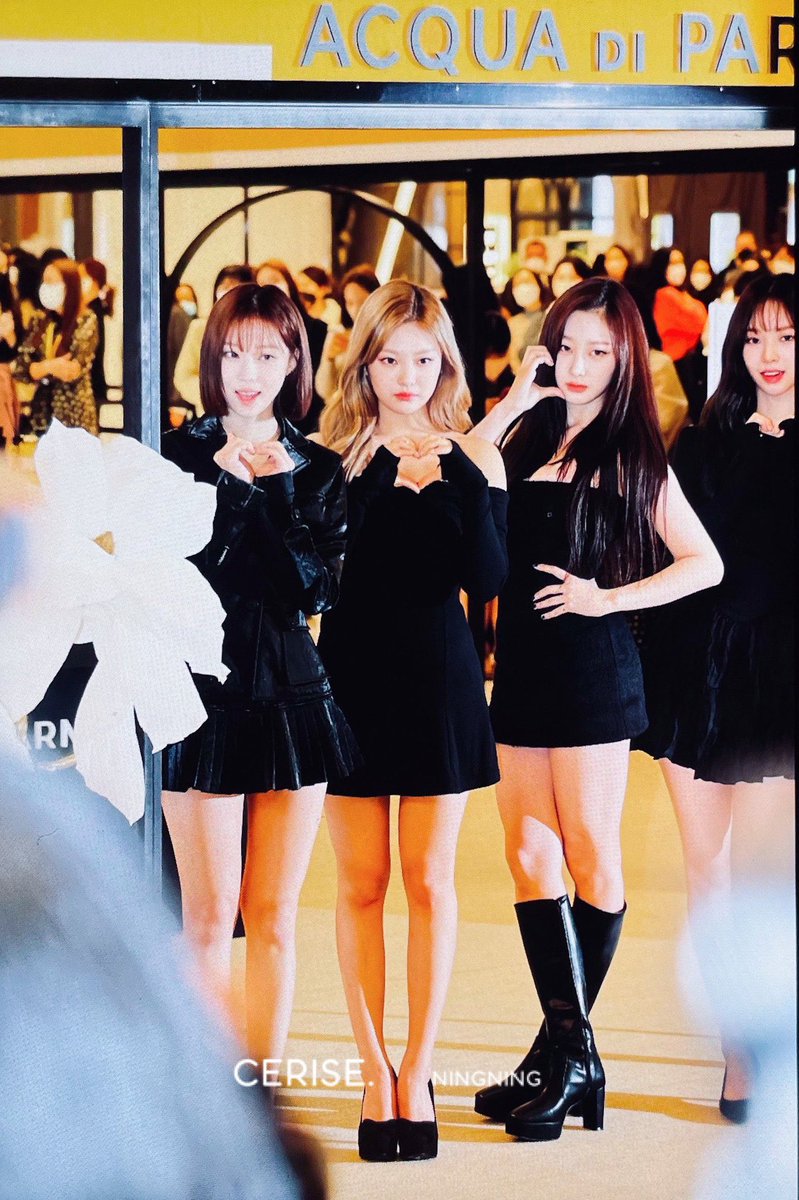 zzangspaiting's tweet photo. 지젤의 세계는
멈추지않음 https://t.co/CWT34lzxZ5