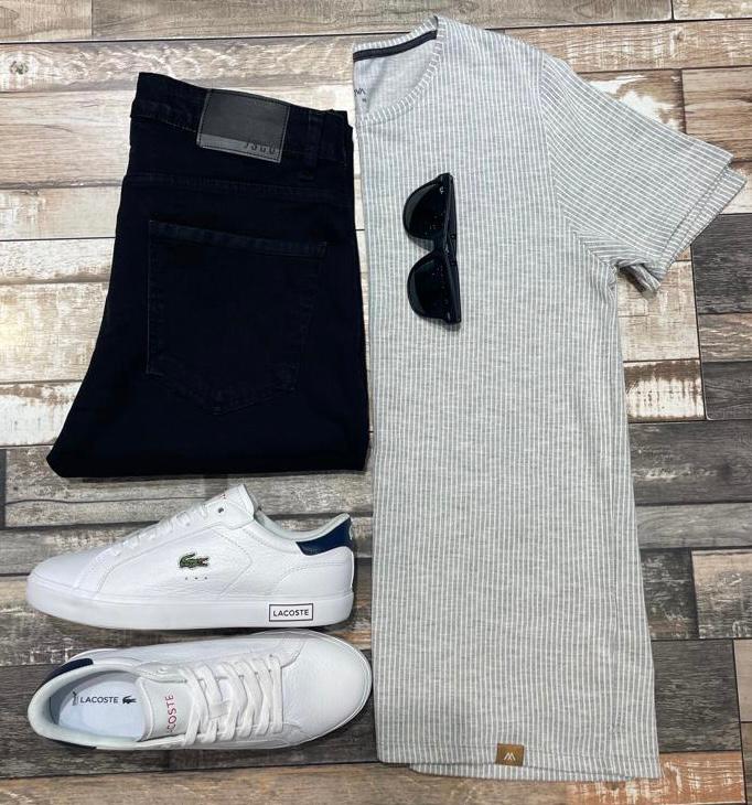 StreetSoulTZ's tweet photo. Kupendeza muhimu, combo kama hii inapatikana dukani kwetu.

Jeans 150,000/- 
Tshirt 85,000/- 
Shades 295,000/- 
Kicks 295,000/- 

Tunapatikana Mlimani City Mall, Rock City Mall na AIM Mall, Majengo. https://t.co/602BSS07Kb