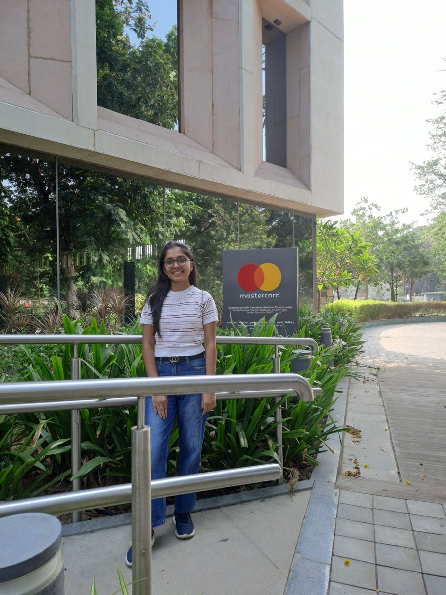 AneriSonani's tweet photo. Excited to share that I had the opportunity to attend the Workshop at @mastercardindia Vadodara and it was an incredible experience.💫
#wln #designthinking #pricelesspossibilities #ddit #lifeatmastercard #visit #experience #technology #culture #connections https://t.co/0OiUL74p45