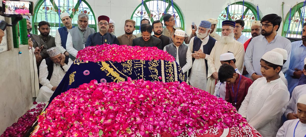 حضرت #فریدملت ڈاکٹر فرید الدین قادریؒ کے 50ویں عُرس مُبارک کی تقریب کے موقع پر شیخ فرحان عزیز مرکزی صدر MSM پاکستان  نے چوہدری عرفان یوسف نائب ناظم اعلیٰ تحریک منہاج القرآن KPK کے ہمراہ تقریب میں شرکت کی۔ تقریب میں خصوصی خطاب محترم ڈاکٹر حسن محی الدین قادری چیئرمین سپریم کونسل