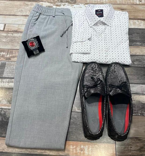 StreetSoulTZ's tweet photo. Ili week yako iende poa Jumatatu ndio siku hutakiwi kukosea kuanzia kwenye mavazi.

Cadet 185,000/- 
Shirt 125,000/-
Shoes 295,000/- 
Saa 2,500,000/-

Karibu. https://t.co/4qhm4NCYpy