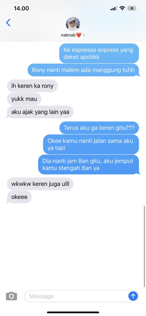sasarkivess's tweet photo. 2 — totwit masih kasmaran🙈 https://t.co/0hUVv7hTef