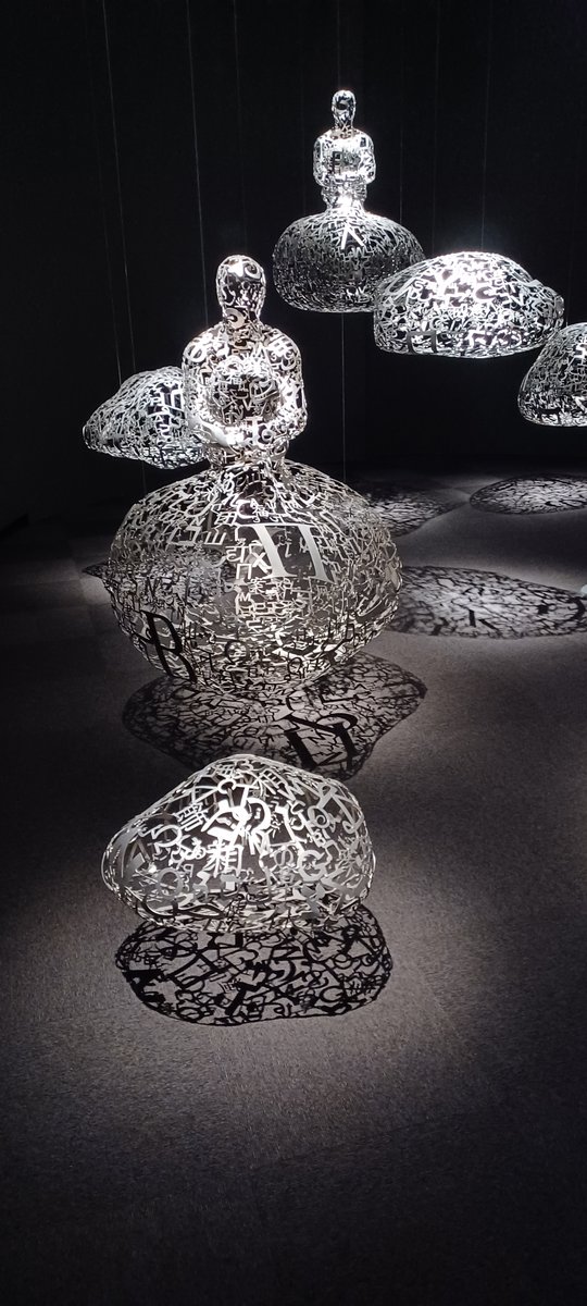 Martin_Samper's tweet photo. Magnífica exposición “Poesía del silencio” de Jaume Plensa en La Pedrera 
#barcelona ⁦@LaPedrera_BCN⁩ @PedreraFundacio⁩ ⁦@BarcelonaTurism https://t.co/CT30Nyi9WI
