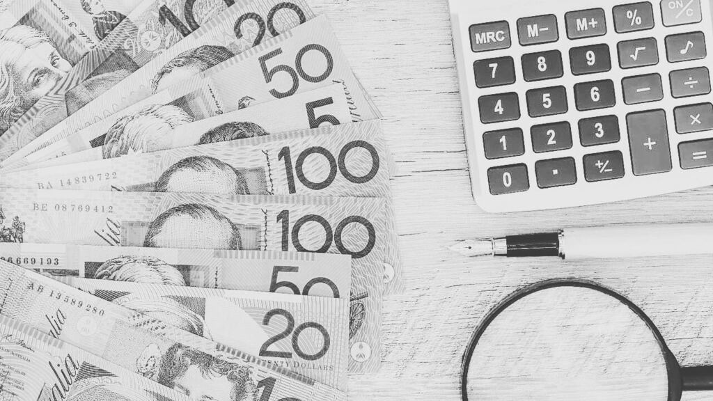 AustChrist's tweet photo. The Budget 2023 is tomorrow night. 

The Australian government says it will spend $234 million to stamp out non-prescription vaping in a bid to prevent a new generation of nicotine addicts, including smokers. The crackdown measures, which will be outlined in next Tuesday’s b… https://t.co/3oIDdxvQFA