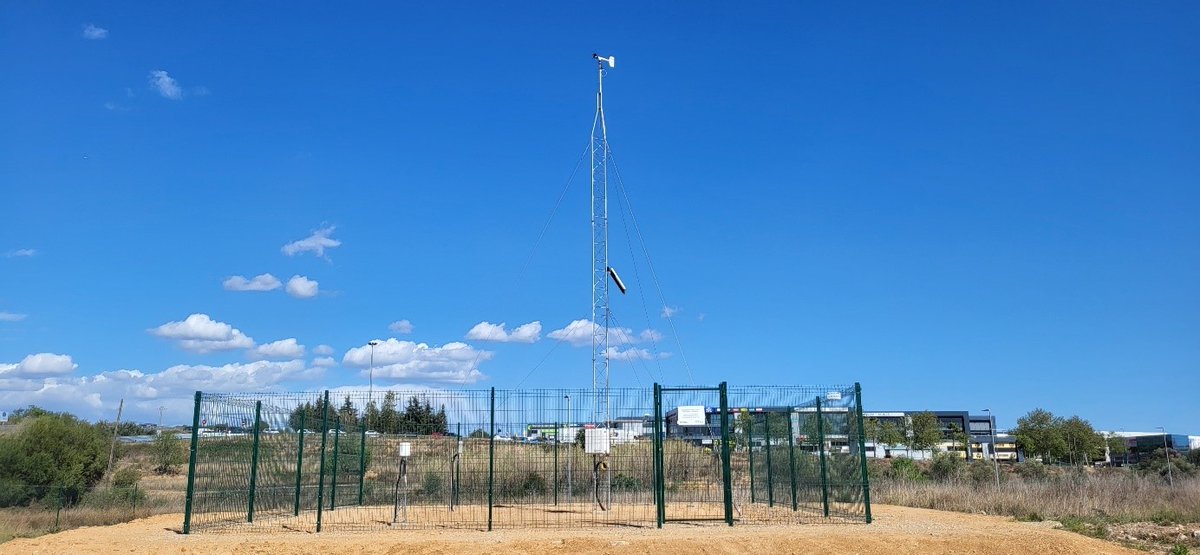 meteocat's tweet photo. 📃 Nota de premsa: El Servei Meteorològic de Catalunya instal·la una nova estació meteorològica automàtica (EMA)  a Vilanova i la Geltrú
Més informació a:  https://t.co/CRtNiU5Z9g https://t.co/89QSvAdhE9