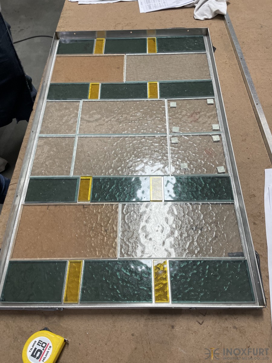 vincent_dsjh's tweet image. Custom screen made of stainless steel frame and water ripple embossed stained glass
Pls feel free contact us:
Email: vincent@gdgdzp.com
Whatsapp: +86 18576544302
Web: inoxfurt-metal.com/service
#hoteldecoration #glasspartition #customscreen #lobbypartition #customfabrication