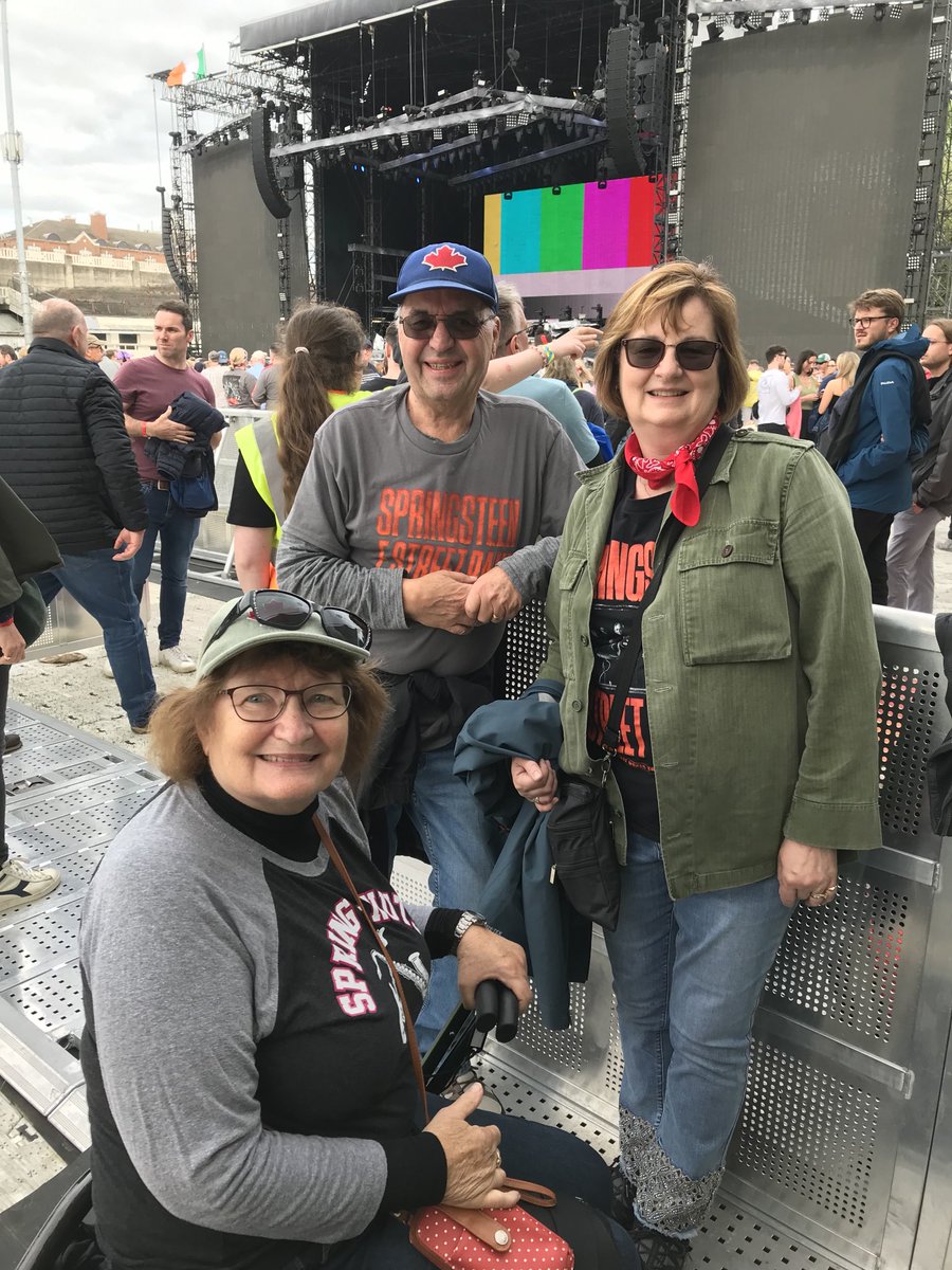 mcclenaghan49's tweet image. Dublin#2 . So Judy’s knee gets us in early and as we walked up to the rail I scoffed a chair we passed. Eventually RDS and Aiken came along and took it but managed to find us seats in the first row. So appreciated the extra efforts by Kiren and John #SpringNuts