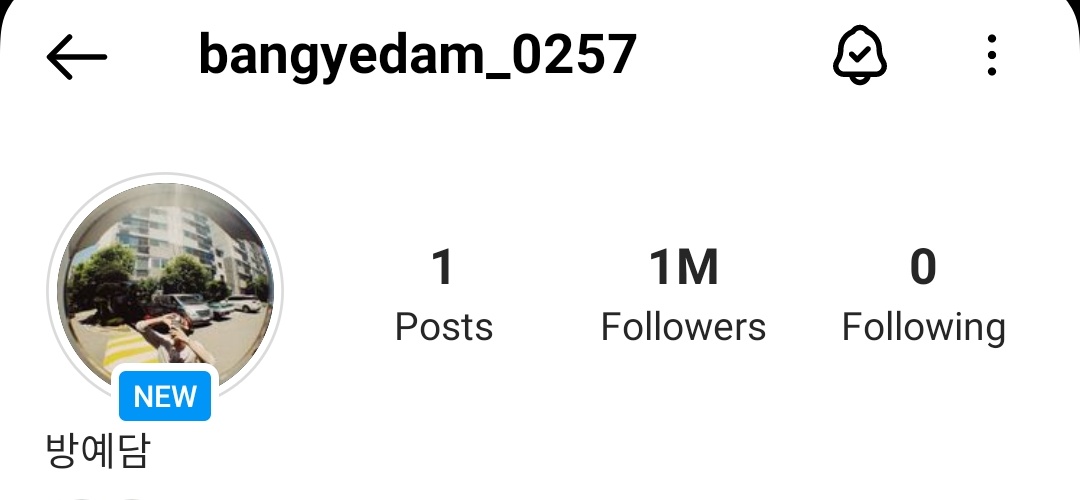 yedeeru's tweet photo. and just like that 💕 congrats damieee #BANGYEDAM https://t.co/NPJQr5v6DA