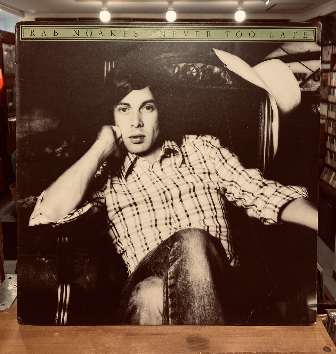 redbonerecords's tweet photo. 【New Arrival】
Rab Noakes『Never Too Late』
(Warner Bros) uk orig LP
英国フォーク名盤(75年作)
Lindisfarneに提供した名曲『Turn a Deaf Ear』の本人ヴァージョンも収録
#rabnoakes #britishfolk #ssw https://t.co/sB3rz0s49R