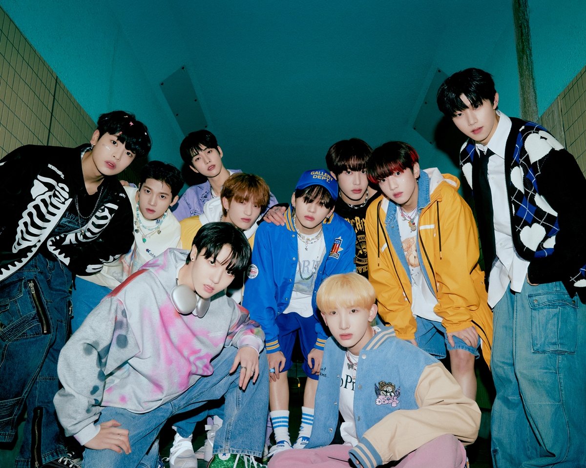 Korean media outlets are reporting on groups like BABYMONSTER, ZB1, BOYNEXTDOOR and Xikers as the beggining of the 5th generation in K-pop.