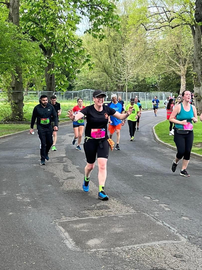 ClaireJSkinner's tweet image. @Great_Run #greatbirminghamrun half marathon. Lovely to see the teen, much needed support from @KingsHeathRC and bonus egg sandwich and the finish from Mrs Kennedy #merceractive