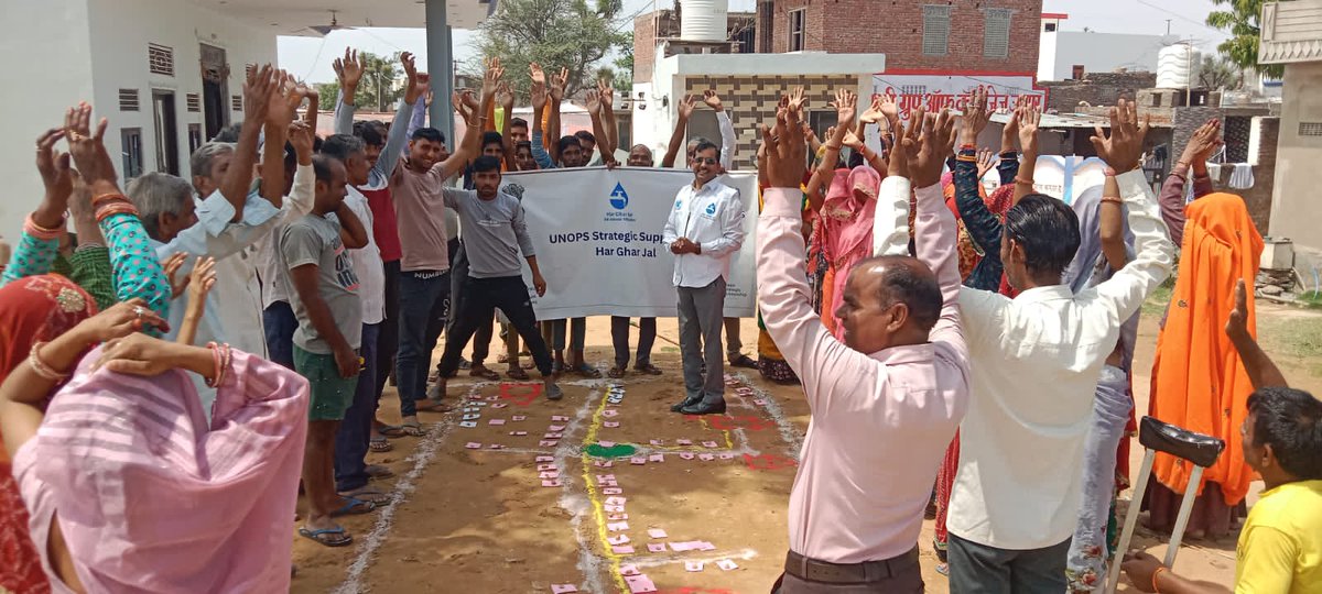 UNOPS_India's tweet photo. @UNOPS district consultant facilitating a #CLNOB (Community #LeaveNoOneBehind), a participatory approach for assessing the current situation of drinking water, sanitation &amp; greywater in its intervention villages of Ajmer, Rajasthan.
Women were also trained for WQ testing. https://t.co/tA2zFC5uoc