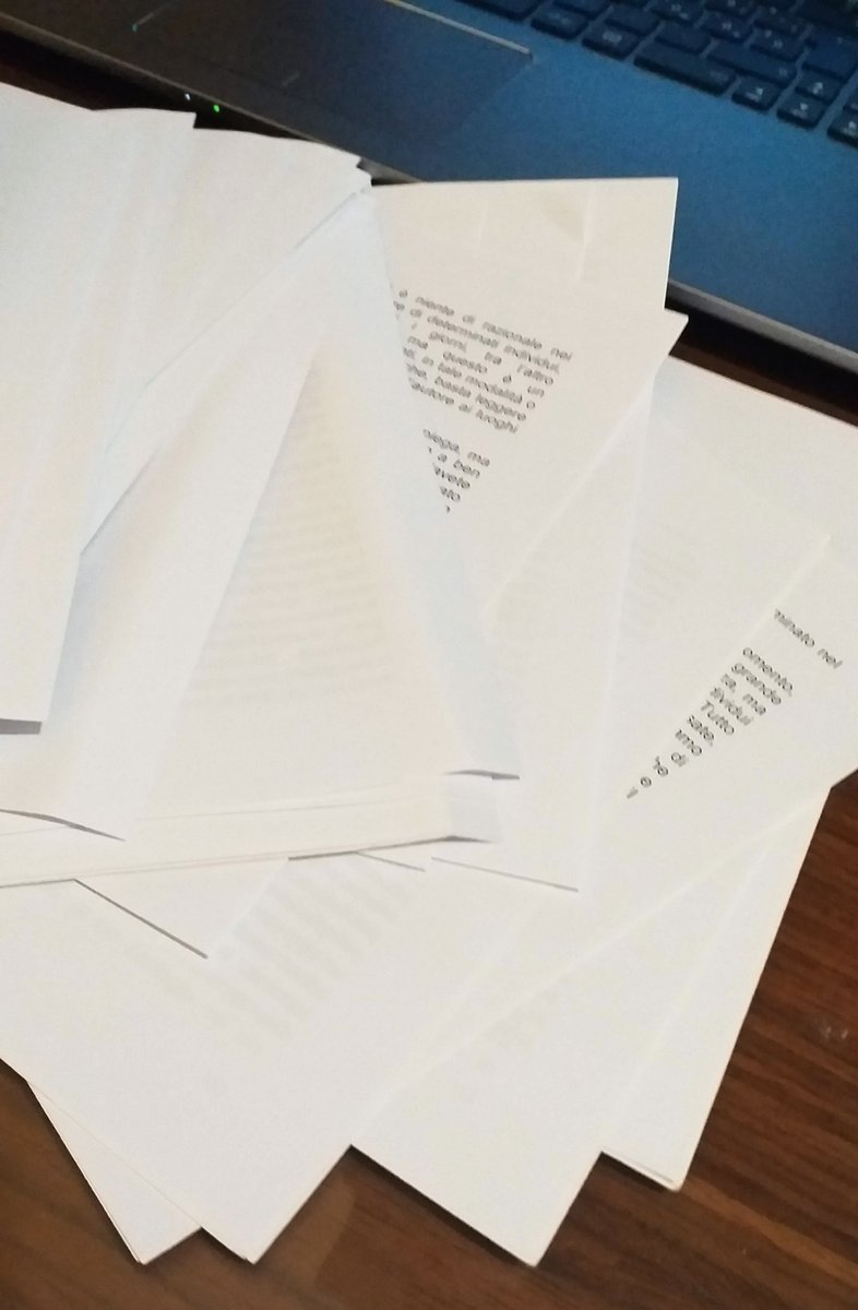 Oggi, riordinando la scrivania, mi sono ritrovato per le mani alcune cose che avevo scritto un po’ di tempo fa.. non ricordavo fossero tanto Interessanti. Penso proprio di farne un libro. #libro #leggere #BookLover #book #autodifesa #difesapersonale #selfdefense #aggressione
