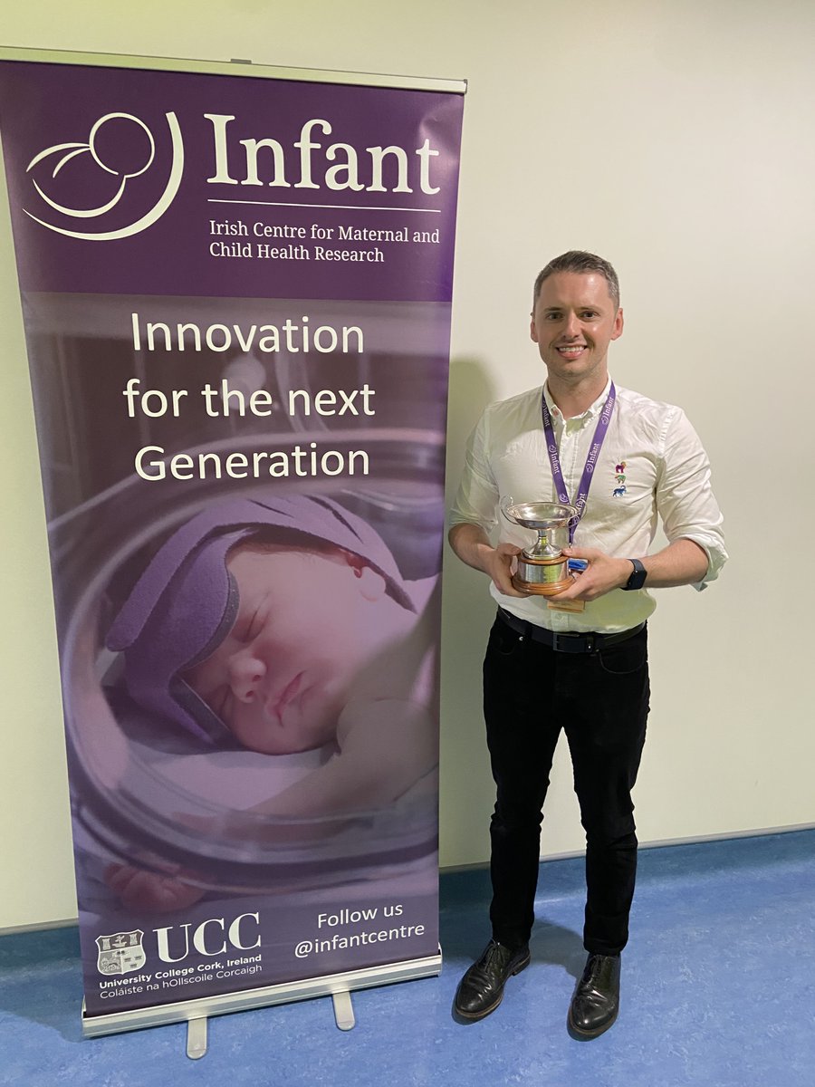 Congratulations to Dr Cathal O'Connor,  <a href="/ICATProgramme/">ICAT Programme</a> PhD Fellow <a href="/infantcentre/">INFANT Centre</a>  

Cathal won the prestigious Burrows Cup for best oral presentation of scientific research, with his "SPINDLE" study,  <a href="/IrishAssocDerm/">Irish Dermatologists</a> Spring Meeting. 👏👏

<a href="/UCCResearch/">UCC Research</a> 
#EEG
 #eczema
#sleep