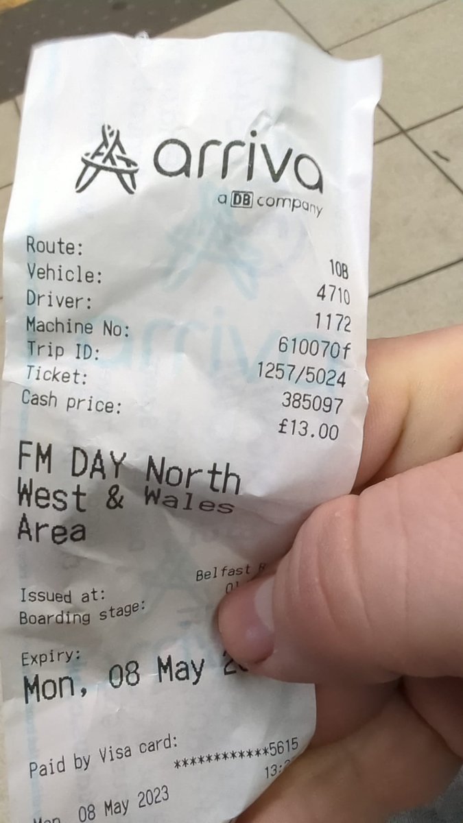 mrsgriff81's tweet photo. @arrivanorthwest my husband was mis-sold this ticket earlier, the driver told him it did buses and trains when it doesn't. He is not happy as its cost a further £10 for train tickets too when the cost of the buses would be much less that what he paid for this ticket! https://t.co/cCq6Ij7MOH