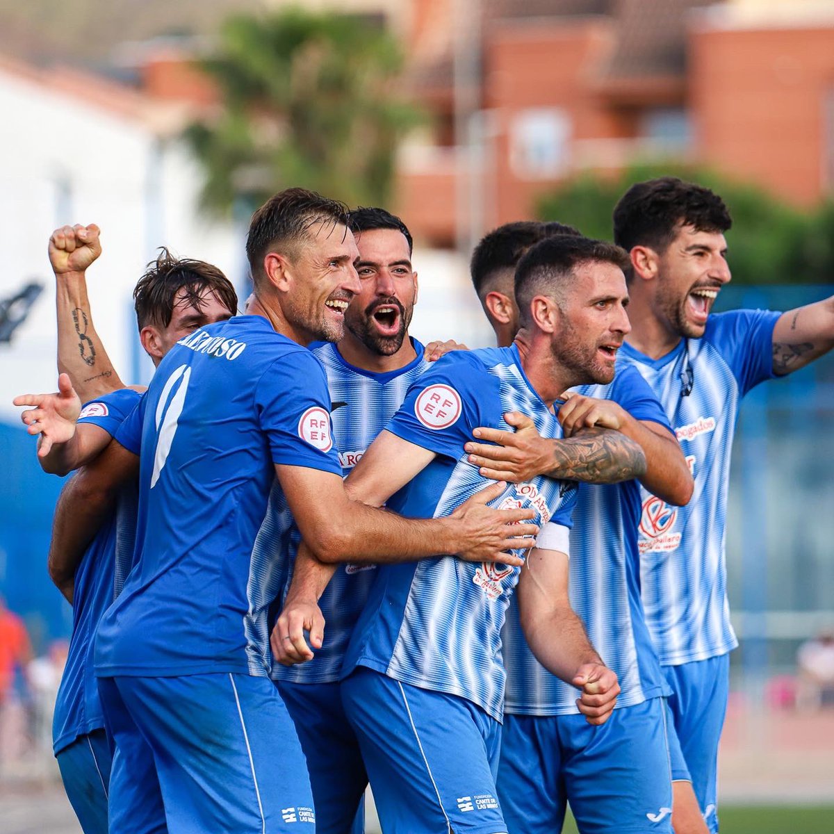 sergi5valls's tweet photo. Seguimos!!🔵⚽️💪🏼
@fotomurciaa 📸✅ https://t.co/eLs3qOTn9t