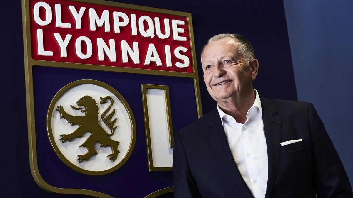 AlCohen69's tweet photo. @JM_Aulas Merci pour tout.. Lyonnais et encore plus fière de l'être grâce à vous. C'est le monde du football français qui change. Vous restez et resterez dans nos cœur de lyonnais. En espérant que le stade porte bientôt votre nom 🔴🔵 https://t.co/6bUTl4ph13