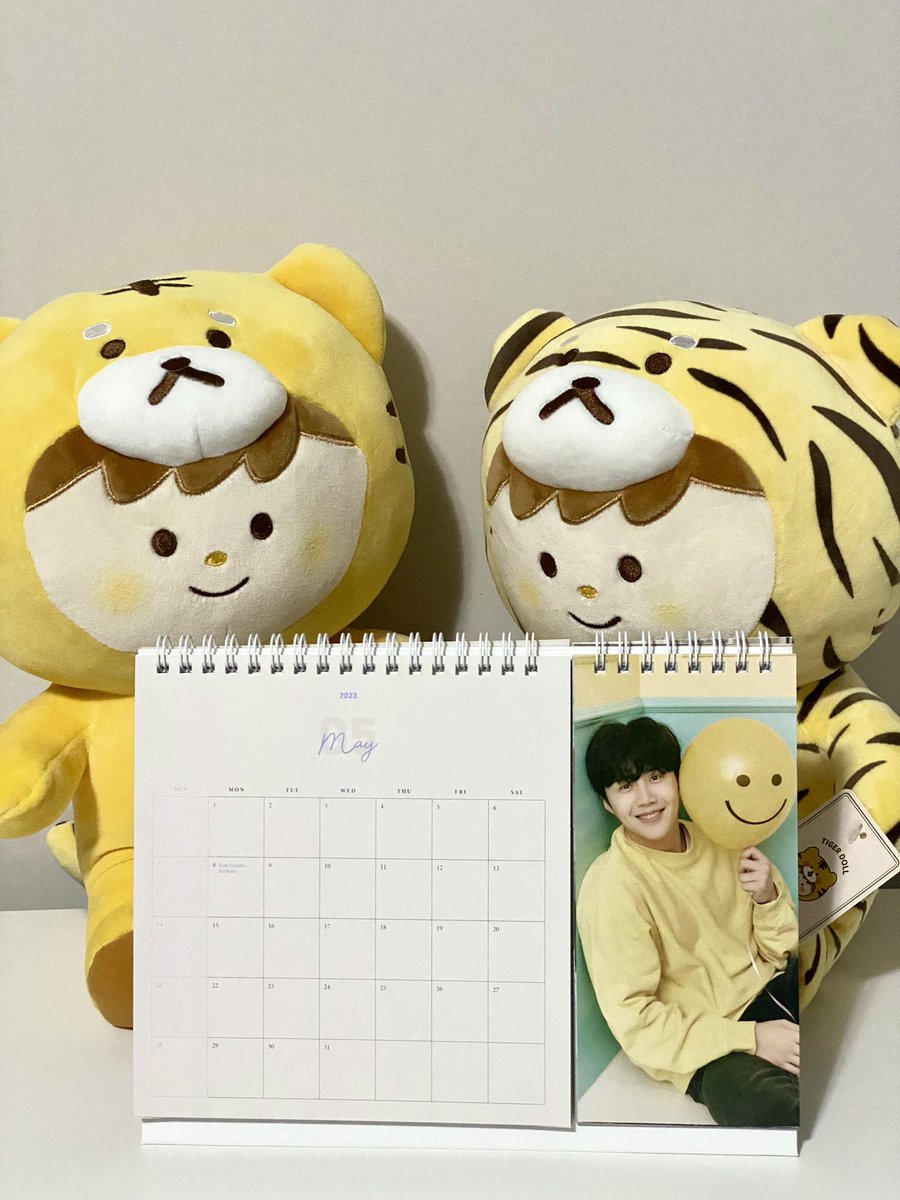 queenseonho's tweet photo. Happy birthday #KimSeonHo #김선호 https://t.co/avqgifYist