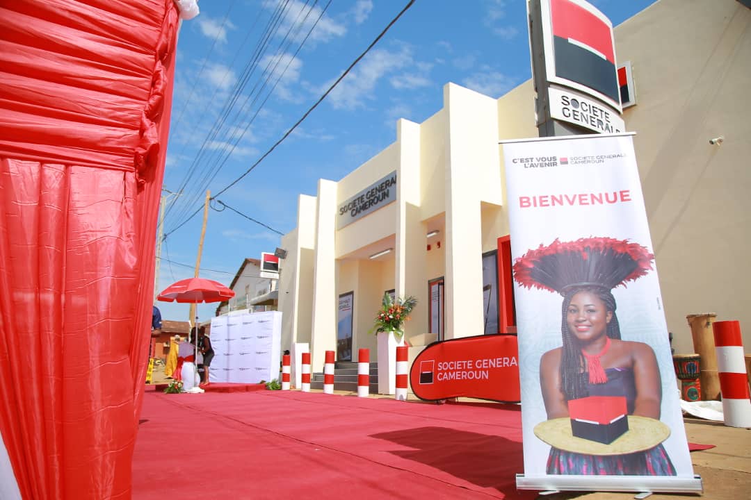 SGCameroun's tweet photo. 🏦[Inauguration d’Agence]
Découvrez votre agence Société Générale Cameroun à Ngaoundéré, totalement rénovée…

#SGCameroun #Agence #PeauNeuve #Banque #60AnsAvecVous #TheFutureIsYou https://t.co/LSvnLoXzSv