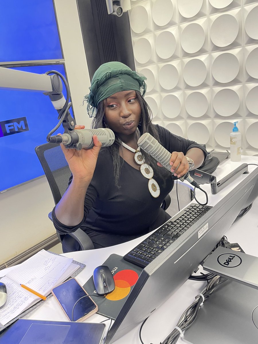 Kiss100kenya's tweet photo. Good vybes only.. @CydWambui is flying solo today #ChitoAndCyd https://t.co/zYgpNrIzdz