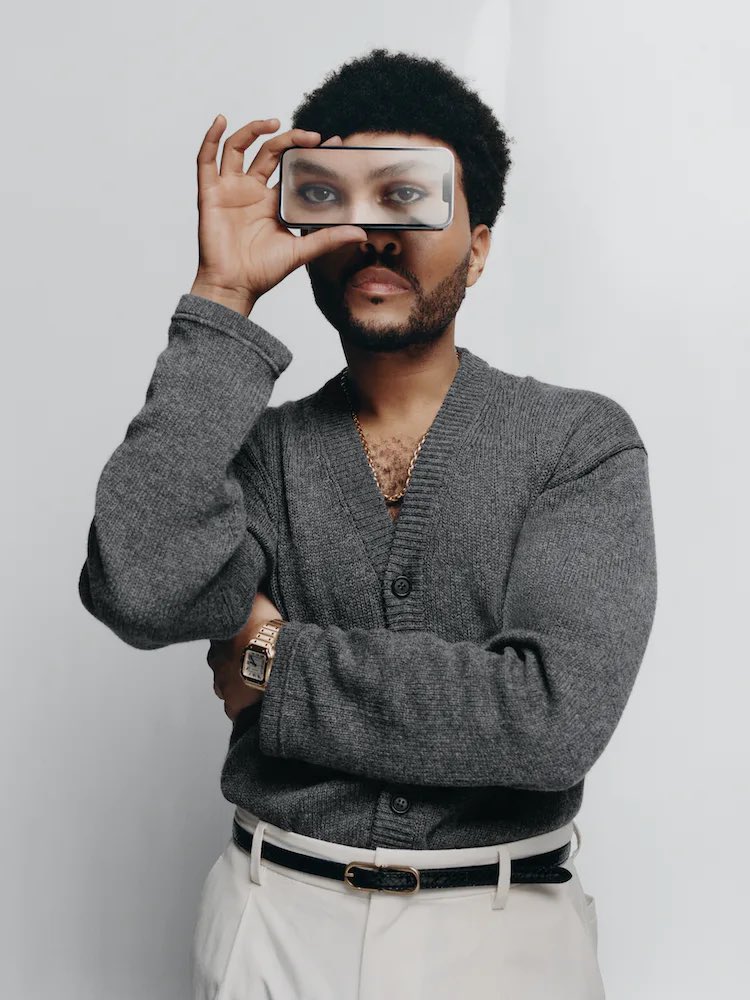 hourly weeknd ✩ tweet media