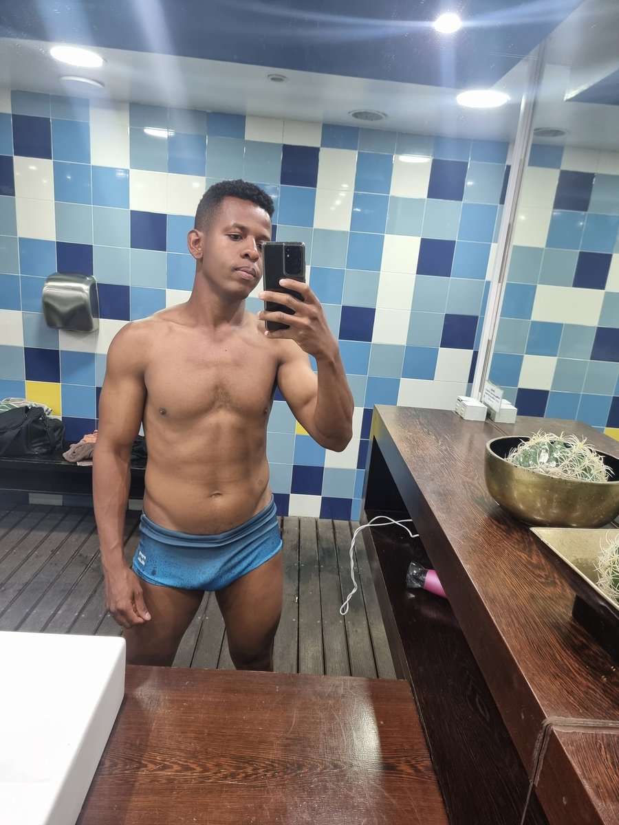JorgeJoab's tweet photo. Retornar p treino é sempre muito exigente. 
#boy #gym #gymmotivation https://t.co/VE3Qj4LSkf