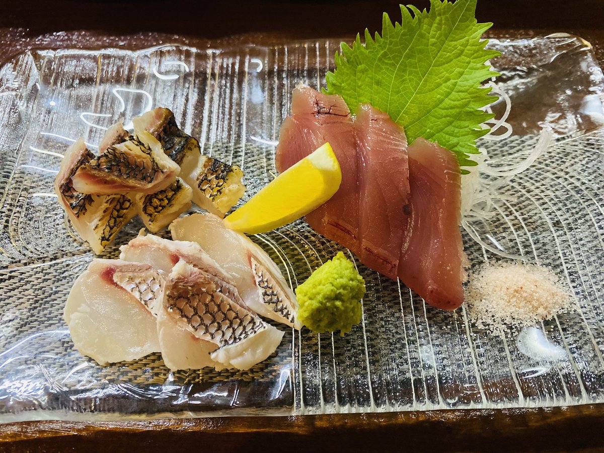 momo04073's tweet photo. 久々飲み出たぞー
たくさん食べてスナック行くぜ https://t.co/qJbR0pYHAR