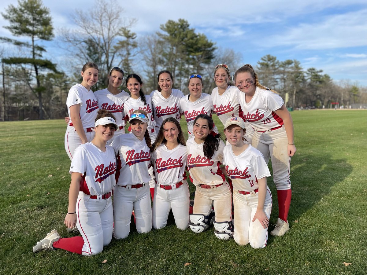 🚨After some digging and sleuthing we have finally gotten back into our twitter account!🚨

Our current record is: 4 - 5 

And don’t forget to come cheer us on at home today at 4:30 pm as we take on Newton North! Let’s go Hawks!