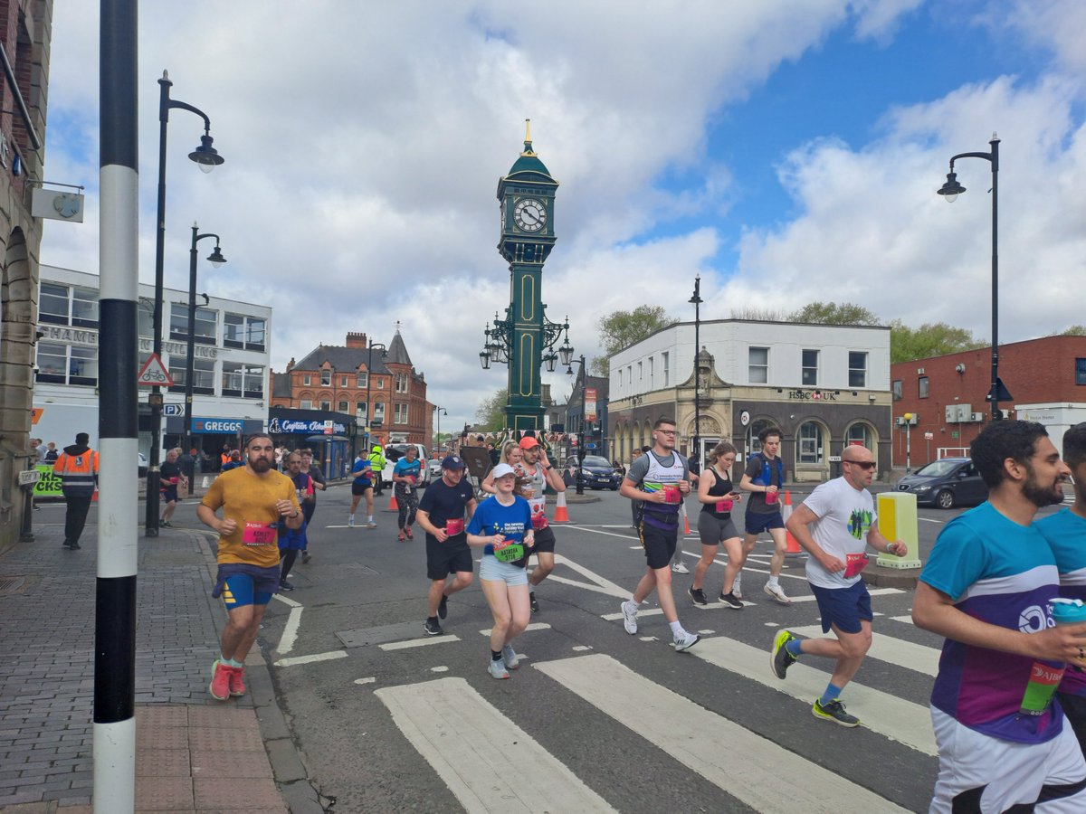 TheCloudSurfer's tweet photo. Great Birmingham Run 2023 https://t.co/VLMd1PFL9s