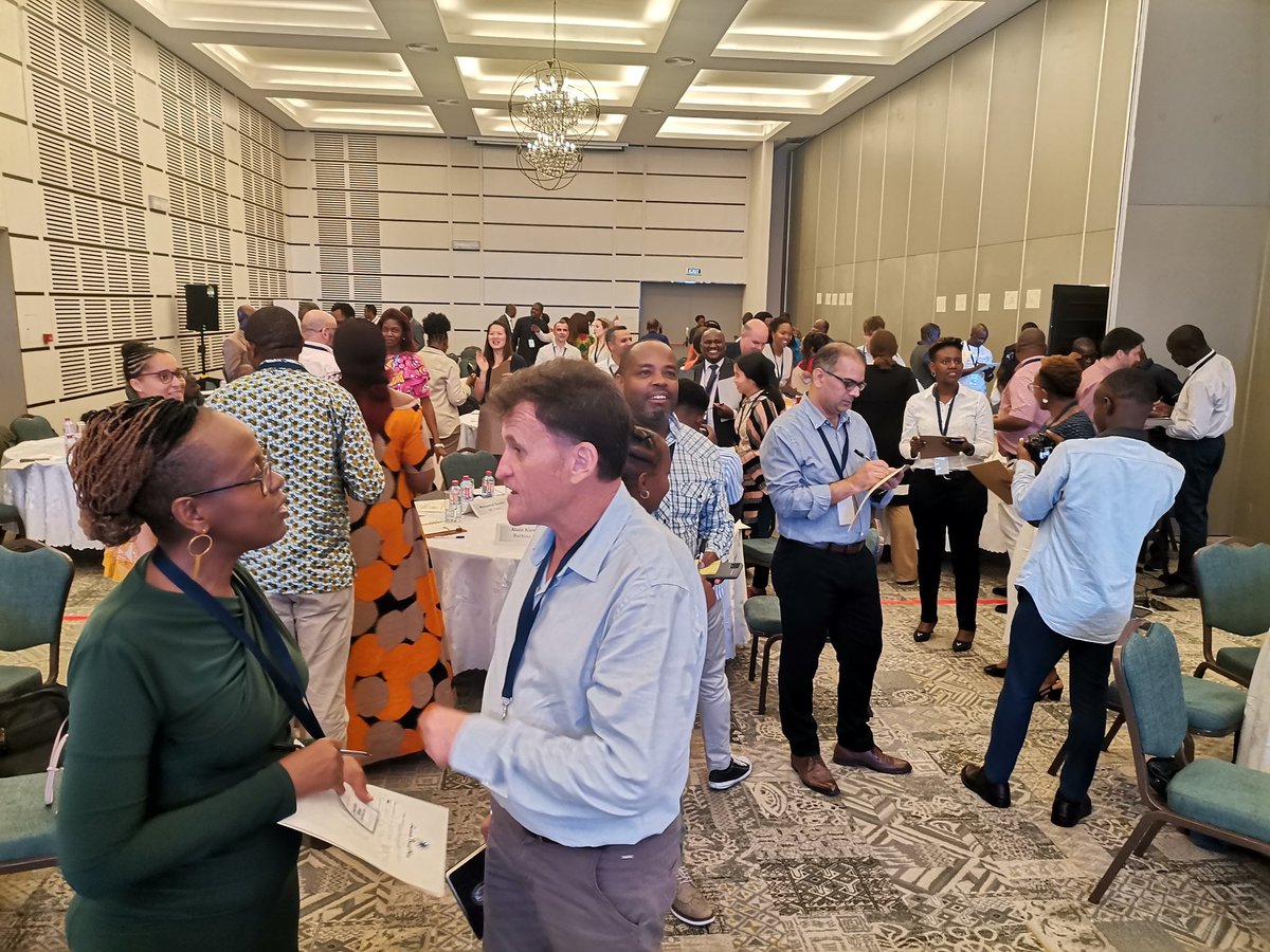Agricday's tweet photo. #WFP is ensuring that more than half of nutritious food products requirements are procured within #Africa. @WFP food safety and quality team in Africa is promoting a local sourcing policy through technical engagement with the local manufacturers.
A Retreat held in #Ghana. https://t.co/I8a2Evq5Ph