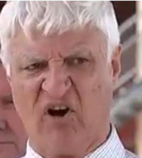 MelBellchambers's tweet photo. @sixtyfourslices @TooheyMatthew She goes the full Bob Katter! https://t.co/1iAcLh1UhU