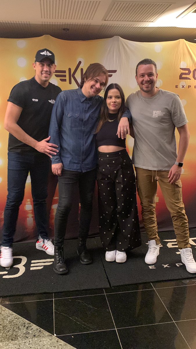 yashelali's tweet image. Queria deixar registrado aqui o momento que esperei desde 2002 #KLB